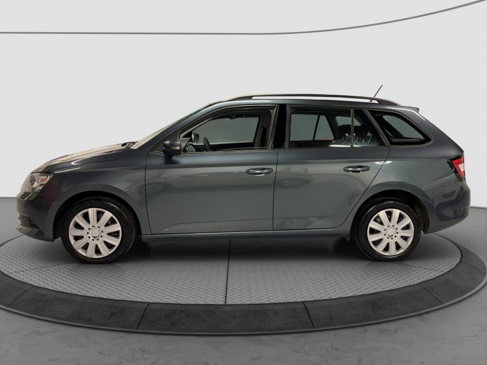Skoda Fabia 1,2 TSi 90 Style 5d - Image 4