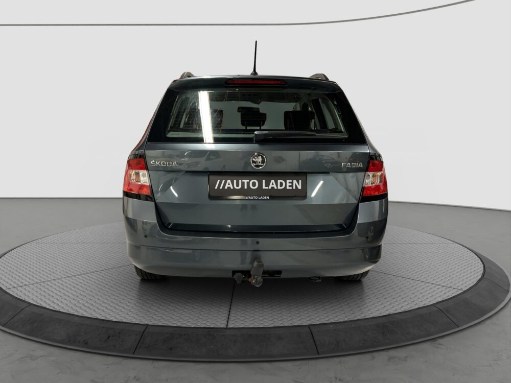 Skoda Fabia 1,2 TSi 90 Style 5d - Image 5