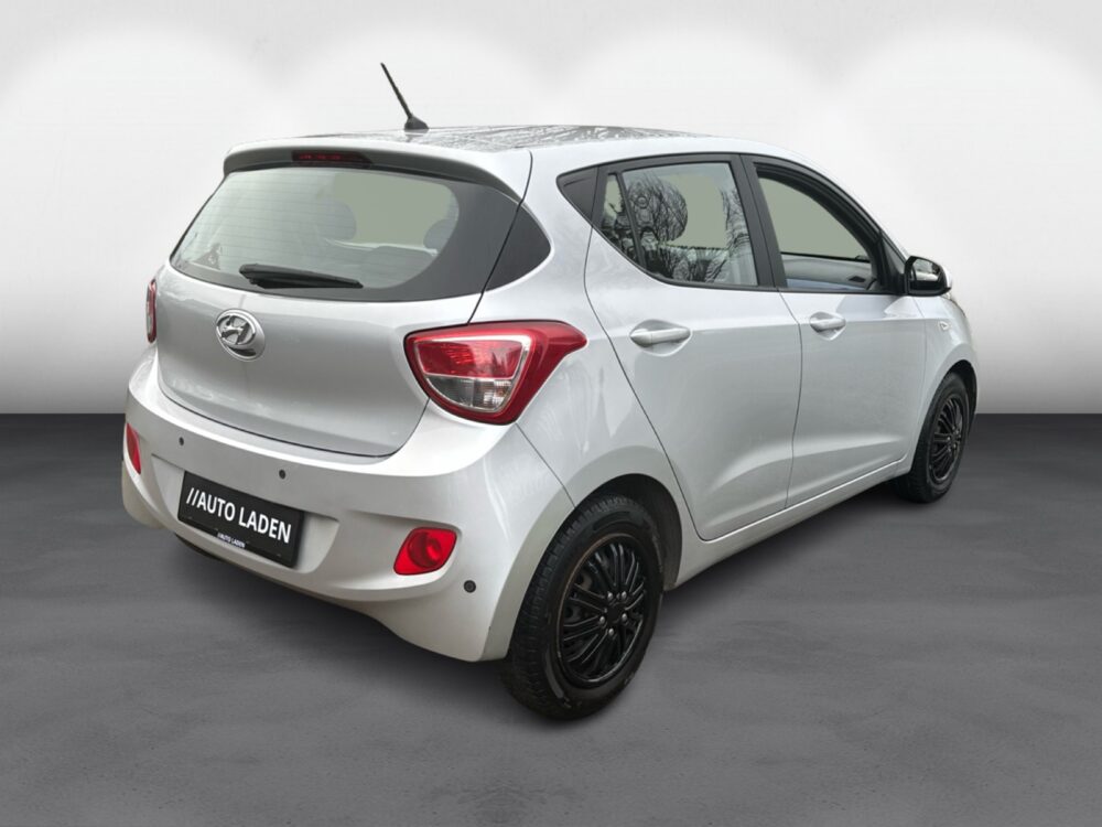 Hyundai i10 1,0 Go Air 5d - Image 3