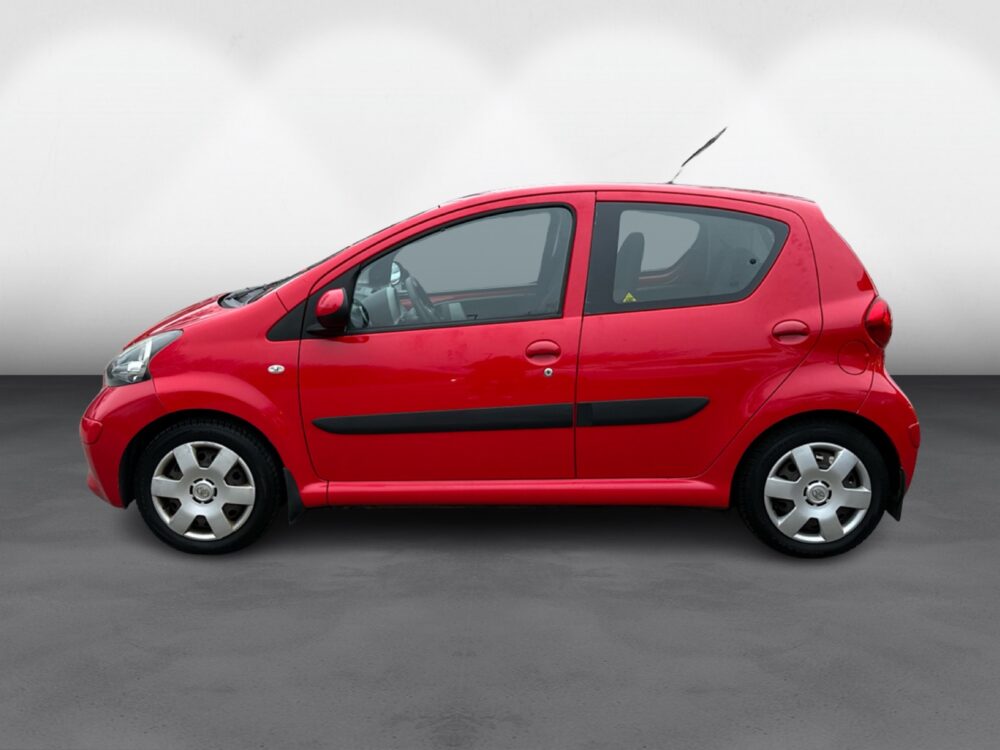 Toyota Aygo 1,0 5d - Image 2