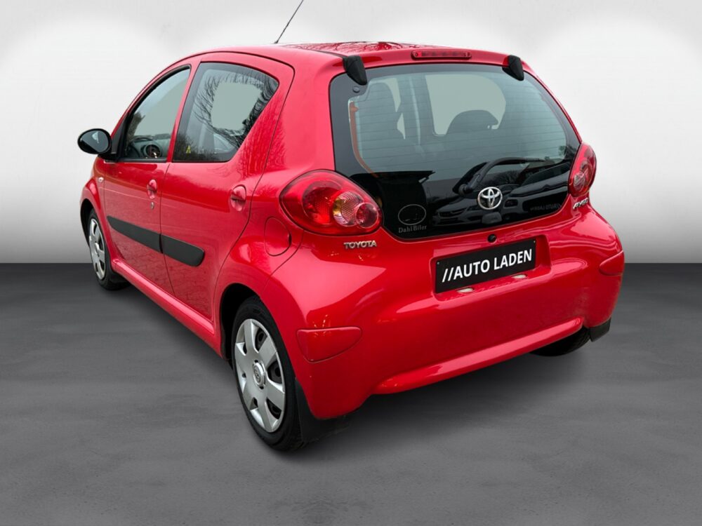 Toyota Aygo 1,0 5d - Image 4