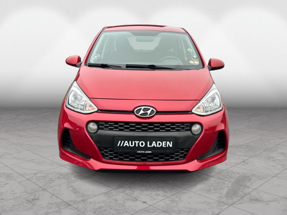Hyundai i10 1,0 Touch 5d - Image 2