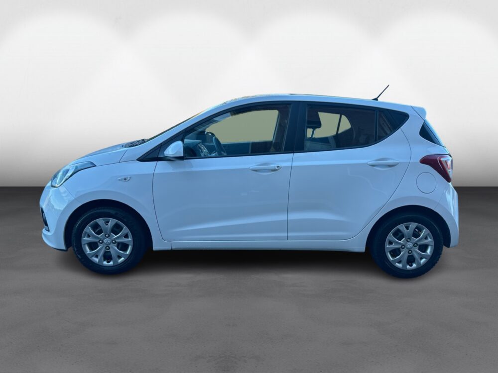 Hyundai i10 1,0 Go 5d - Image 5