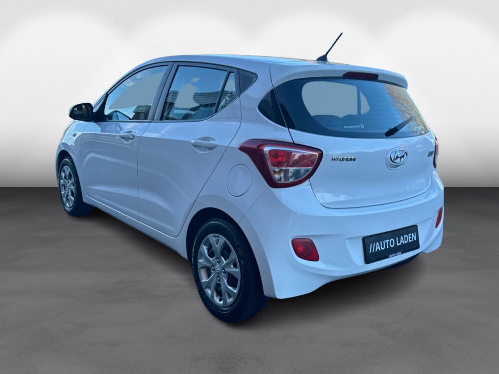 Hyundai i10 1,0 Go 5d - Image 4