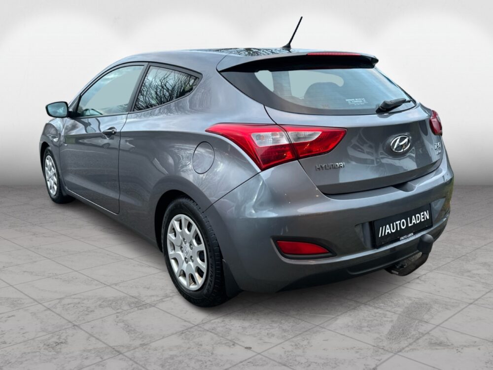 Hyundai i30 1,4 CVVT Classic 3d - Image 4