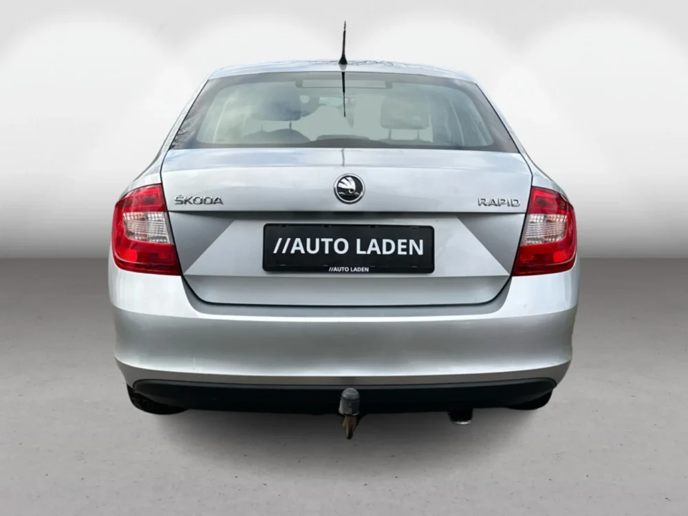 Skoda Rapid 1,6 TDi 105 Active GreenTec 5d - Image 6