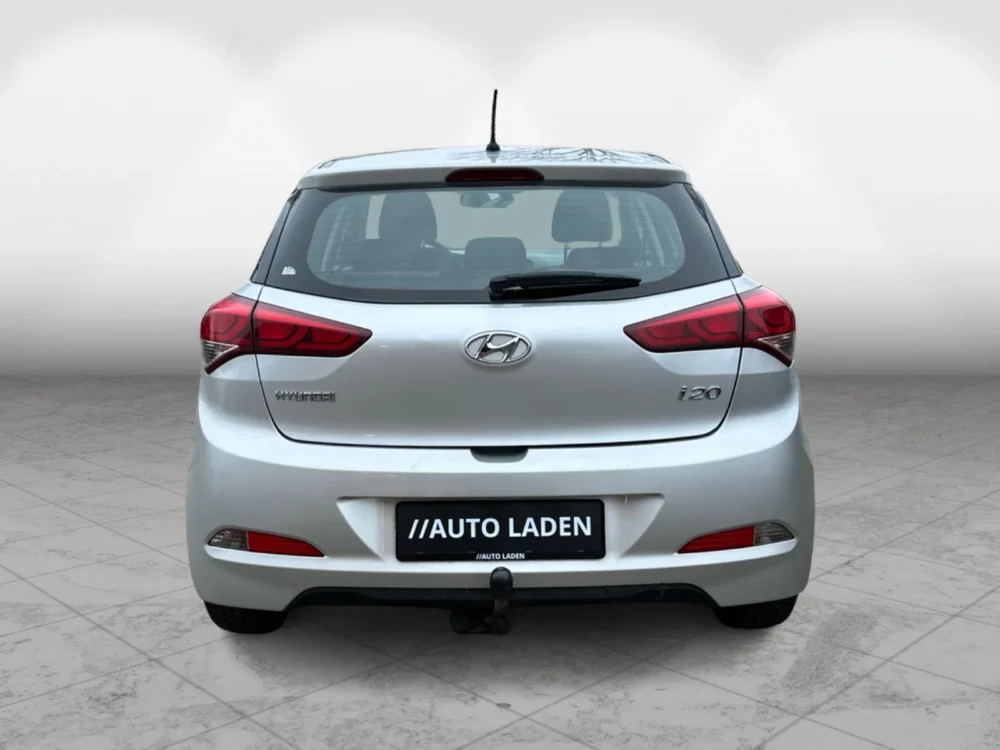 Hyundai i20 1,25 Move 5d - Image 4