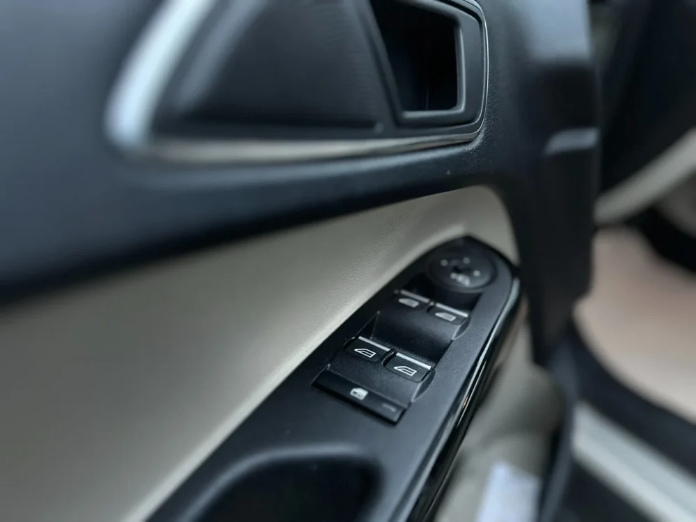 Ford B-MAX 1,0 SCTi 100 Titanium 5d - Image 11