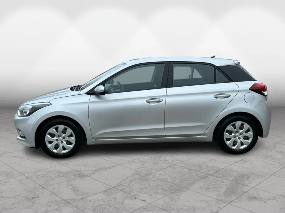 Hyundai i20 1,25 Move 5d - Image 2